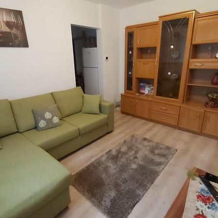 Relax Apartament Daire Satu Mare Dış mekan fotoğraf