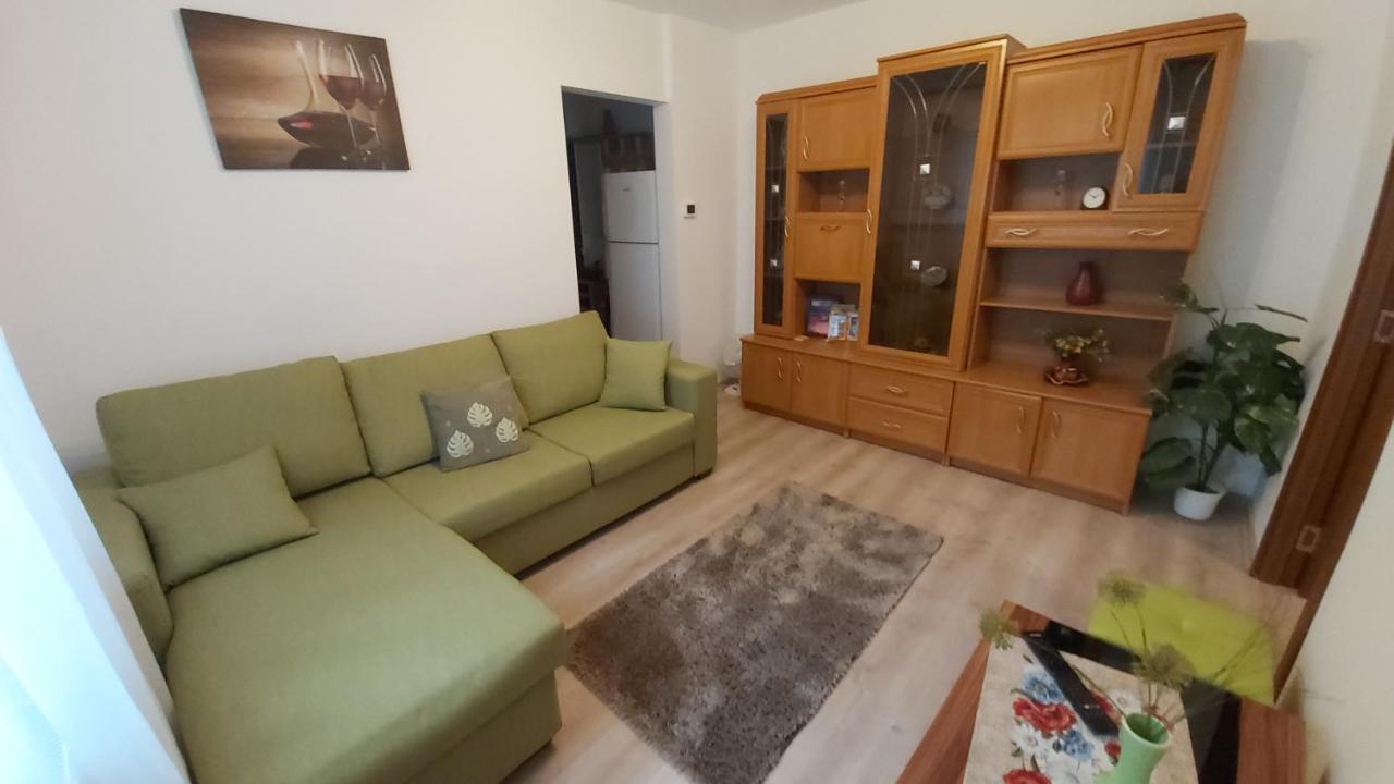 Relax Apartament Daire Satu Mare Dış mekan fotoğraf
